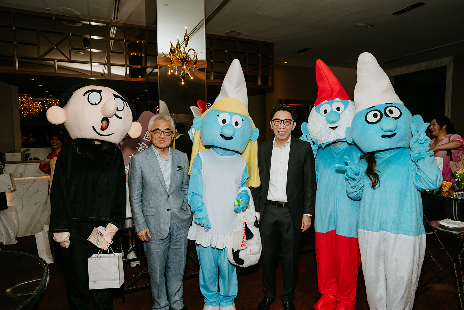 huayue DD23 smurfs