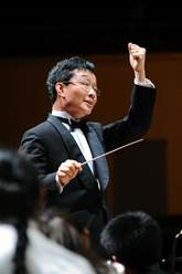 2016-10-27-1 image 2016-10-27-1 International violinist Lu Si Qing and cellist Qin Li Wei return to dazzle with the Singapore Chinese Orchestra