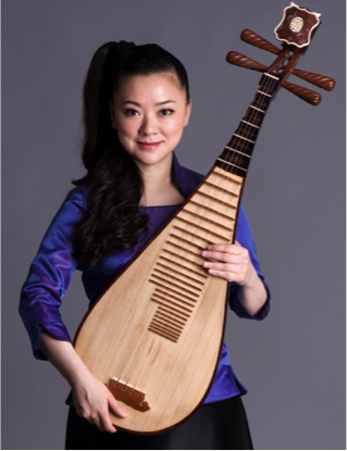 2018-11-18-7 Renowned vocalist Fang Qiong will sing at SCO’s annual branded Rhapsodies of Spring concert to welcome the Chinese New Year!